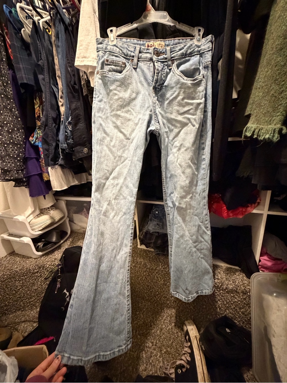 Women’s Light Wash Flared LEI Jeans - Classic Denim